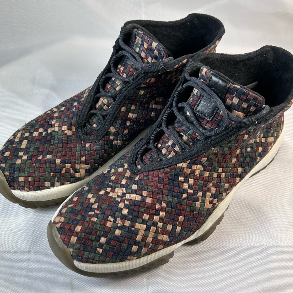 NIKE Men's Air Jordan SZ 8  Future Woven Camo Basketball Sneaker 652141-301